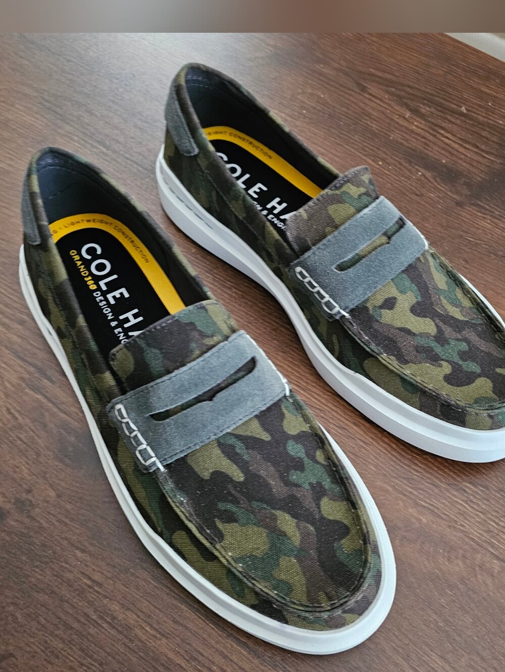 Cole Haan Men’s Camo Slip-On Loafers in Olive and Gray. Size 11 Brand New